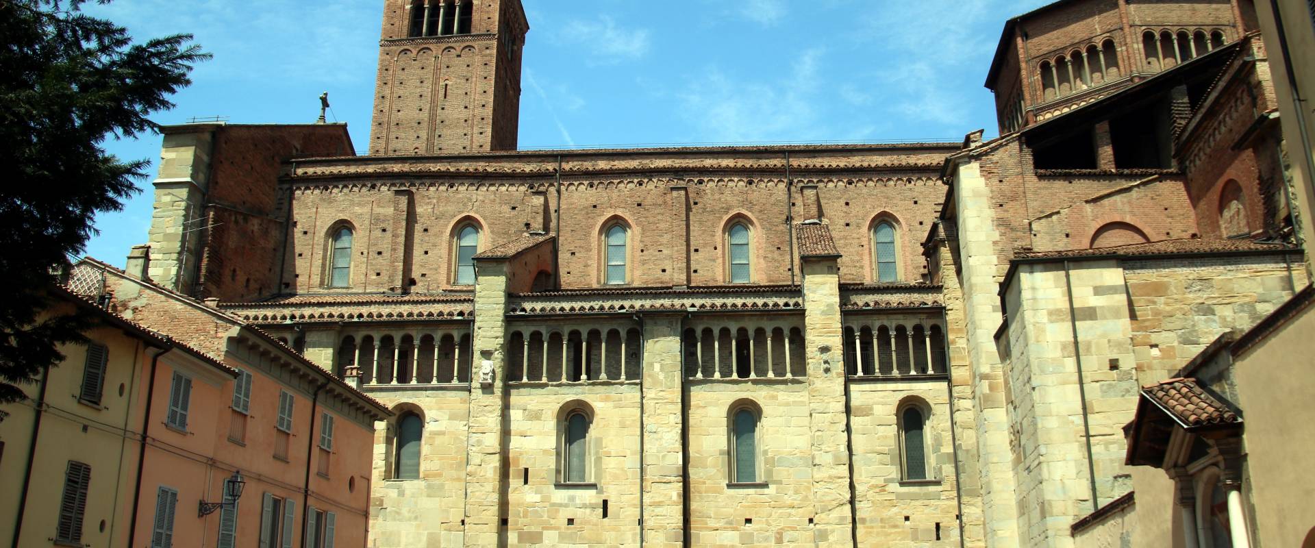 Duomo (Piacenza) 01 photo by Mongolo1984
